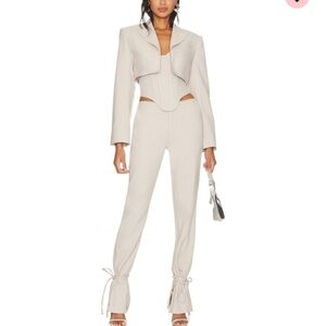 Revolve set